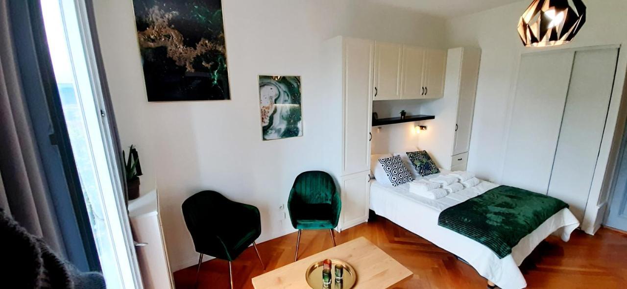 אקס-לה-באינס Studio 3 Etoiles Le 102, Aix Les Bains Centre Thermes Palace Le Beau Site מראה חיצוני תמונה